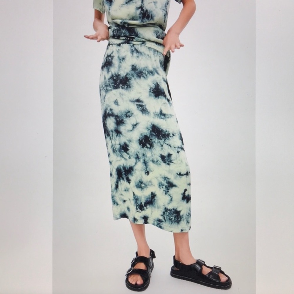 NWT Zara The Batik Skirt XS Blue